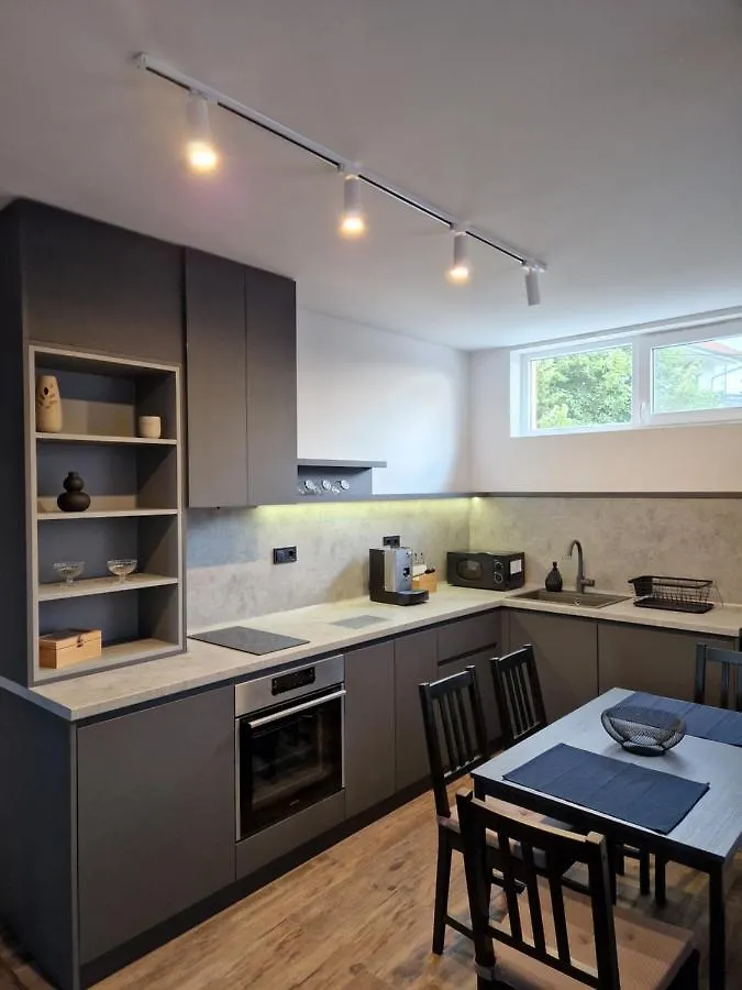 Apartment Enya Burgas
